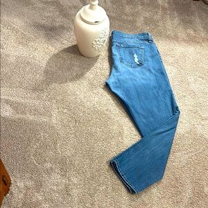 FLYING MONKEY JEANS 
BIG DIVORCE SALE